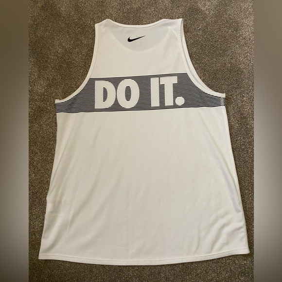 Women’s Nike JUST DO IT tank top - Picture 2 of 3